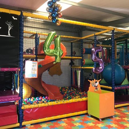 Apartamento Vacacional En オ・グローベ エクステリア 写真
